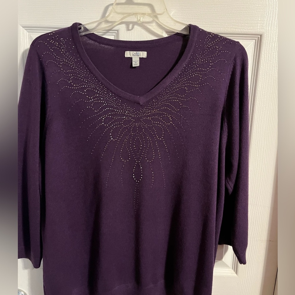 Ladies plus size light weight sweater.